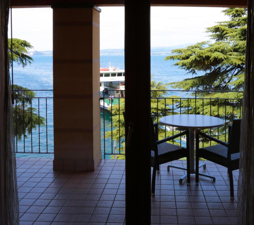 Hotel Lido Torri Del Benaco Exterior foto